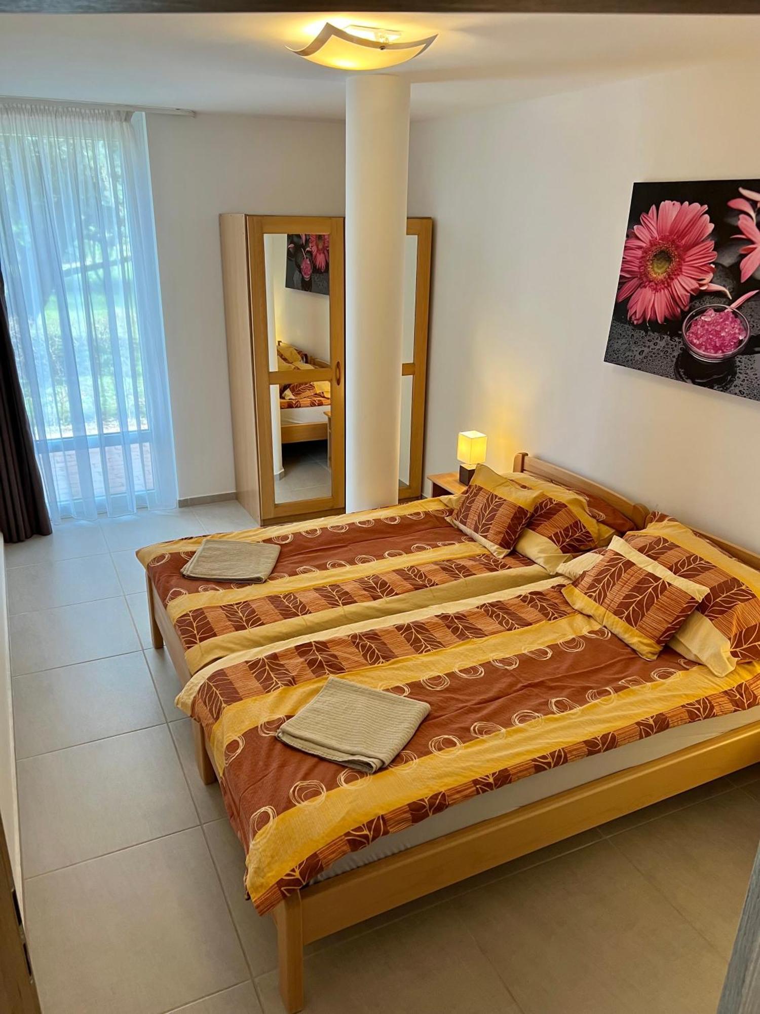 Waterfront Apartmanok Zamárdi Kültér fotó